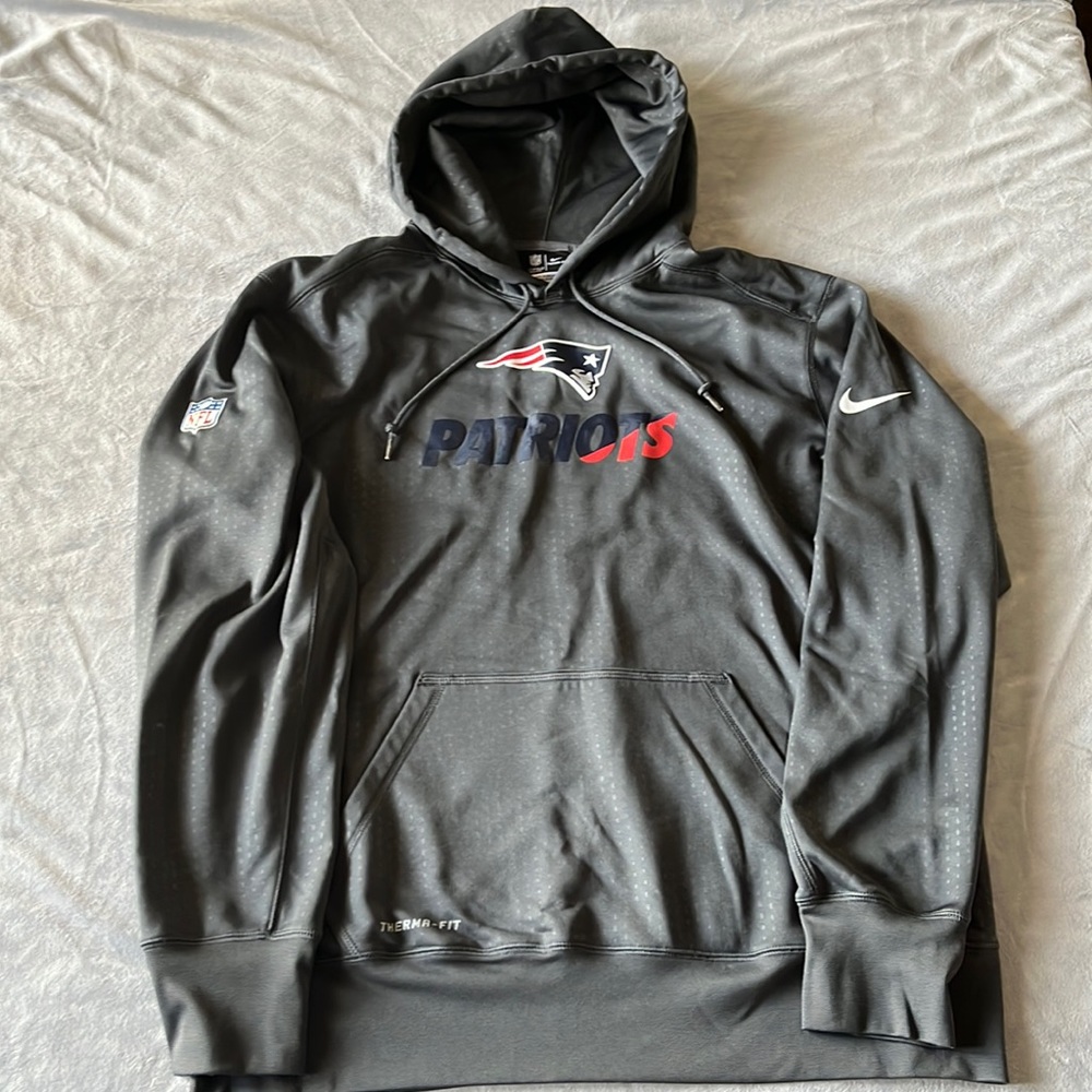 Nike NFL New England Patriots Therma Fit hoodie